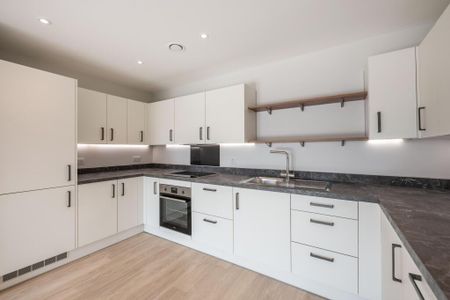 3 bedroom apartment to rent - Photo 3