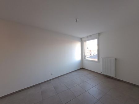 Location Appartement 1 pièce 28m² THONON LES BAINS 74200 - Photo 3