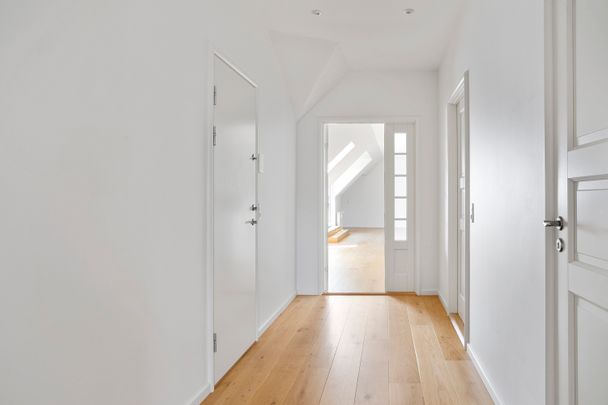 Stor og eksklusiv 2-vær lejlighed på 156 m2 i hjertet af City - Photo 1