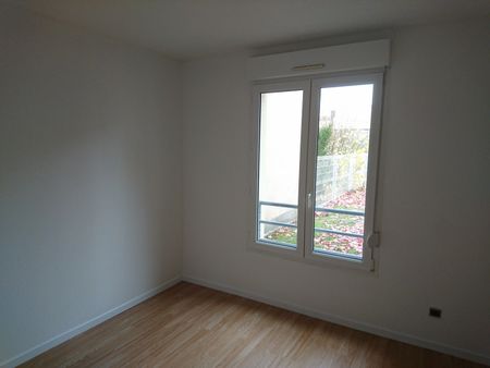 Location Appartement 4 pièces 72m² - Photo 2