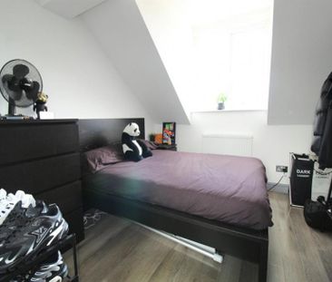 1 Bedroom Apartment To Let - Photo 5