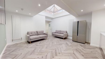 4 bedroom house to rent - Photo 3