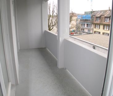 Charmante 4-Zimmer-Wohnung mit Balkon in Allschwil frisch renoviert - Photo 6