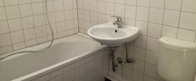 Renovierungsbedürftige 1-Zimmer-Wohnung - Photo 1