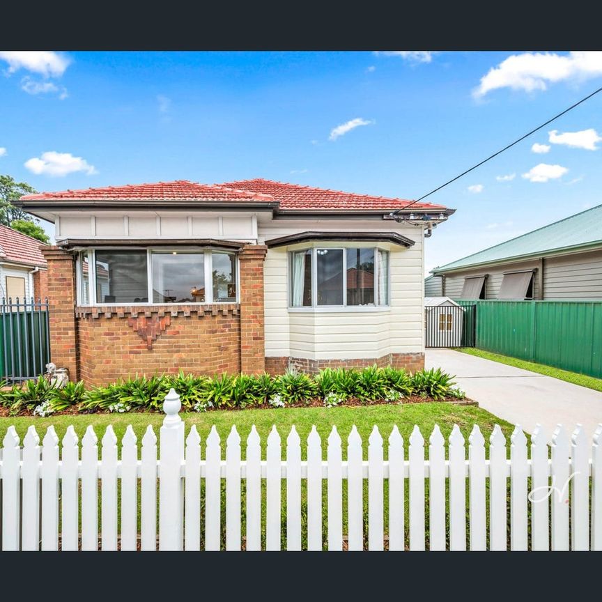 11 Greville Street, Beresfield, NSW 2322 - Photo 2