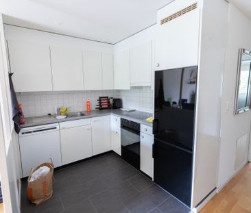 schöne 2.5 Zimmer-Wohnung im Grünen - Foto 2