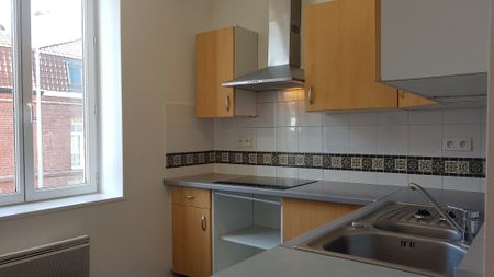 PROCHAINEMENT ! Grand T3 triplex secteur Blanc Seau à TOURCOING. - Photo 2