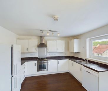 2 bedroom flat to rent - Photo 6