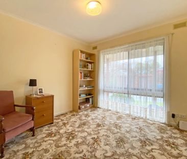 Comfortable Living - Photo 3