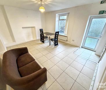 3 bedroom house to rent - Photo 6