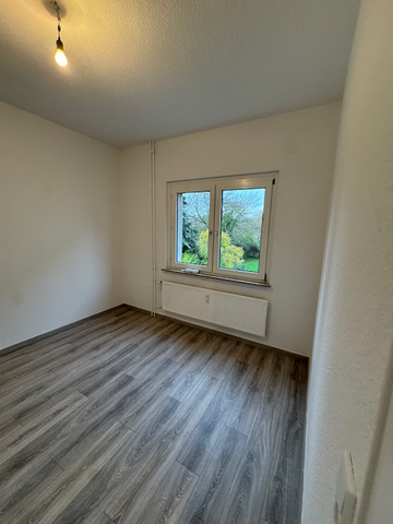 Frisch renovierte 1-Zimmer-Wohnung mit großer Küche! - Photo 5