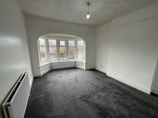 4 bedroom semi-detached house to rent - Photo 1