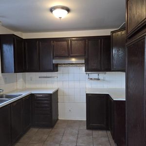 Appartement triplex 5 1/2 Longueuil - Photo 2