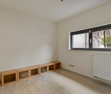 Ideaal gelegen gelijkvloers appartement met 3 slaapkamers in verkee... - Photo 6