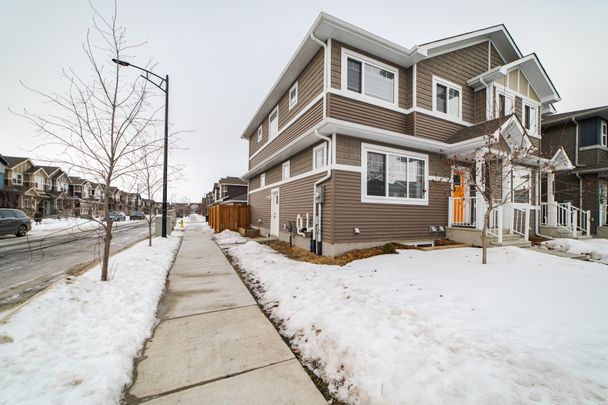 2704-2766 Chokecherry Place SW, Edmonton, AB, Paisley - Photo 1