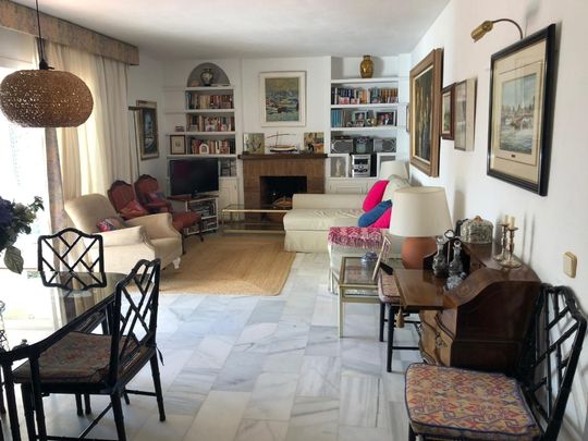 788099 - Apartment for rent Elviria, Marbella, Málaga, Spain - Photo 1