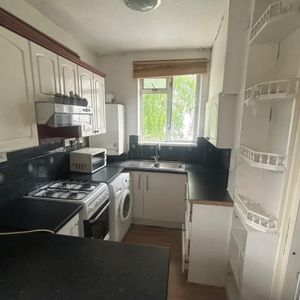 Room in a Shared Flat, Hector House, E2 - Photo 2