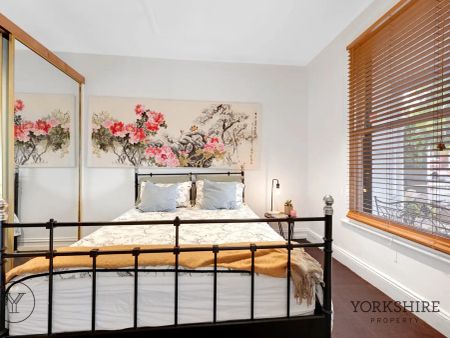 “Striking Single Front” - Photo 5