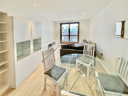 2 bedroom flat to rent - Photo 1