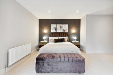 4 bedroom flat in 9 Harrowby Street - Photo 3