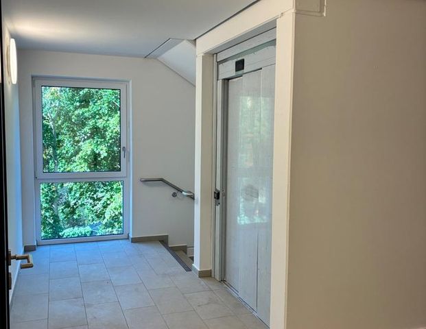 Praktische 1,5-Zimmer-Neubauwohnung in der obersten Etage - Photo 1