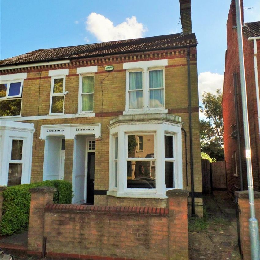 Huntly Grove, Off Park Road, Peterborough - Photo 2