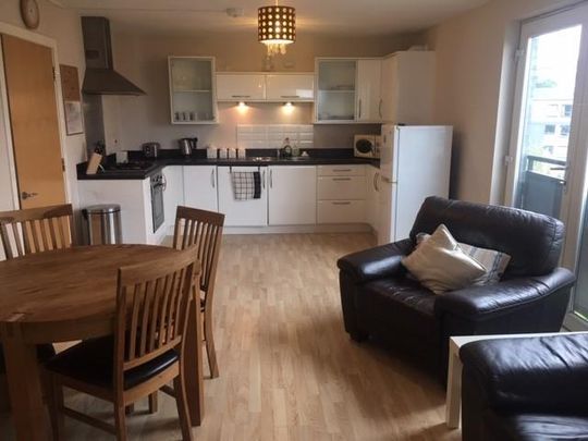 2 bedroom flat to rent - Photo 1