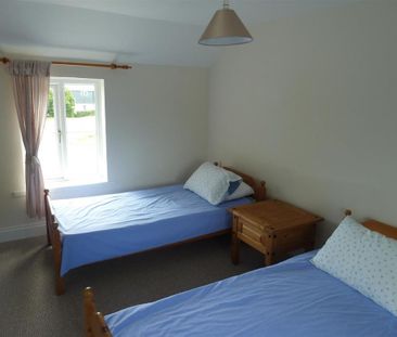 3 bedroom terraced house to rent - Photo 4