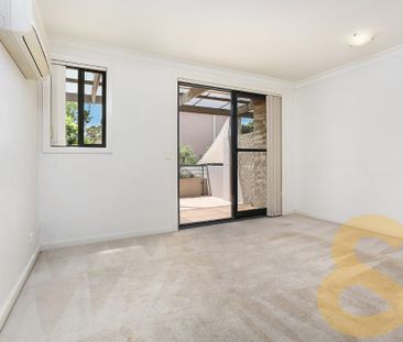 CONTEMPORARY TOWN HOME - Photo 1