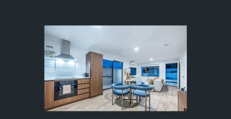 Modern Coastal 2 bedroom x 1 bathroom Flat in Craigie - Minutes to the Beach! - Photo 4