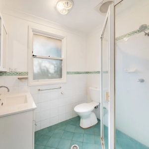Secluded Two Bedroom Villa with Private Courtyard - Photo 2