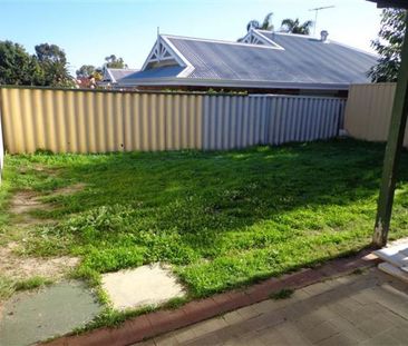 5 Hiscox Place, Redcliffe Wa 6104 - Photo 2