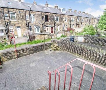 Bartle Place Bradford, BD7 - Photo 2