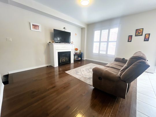 For Lease - 1527 Winville Road, Pickering, Ontario - Photo 1