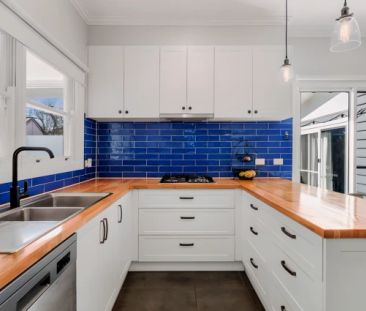 3 Bed, 1 Bath - Photo 6