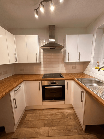 Seymour Place, Peterborough, PE4 - Photo 2