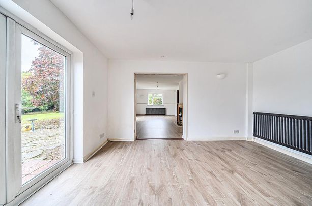 5 bedroom detached house to rent - Photo 1