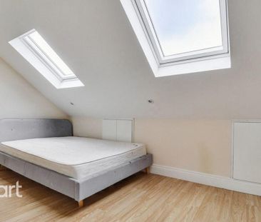 4 bedroom terraced house to rent - Photo 1