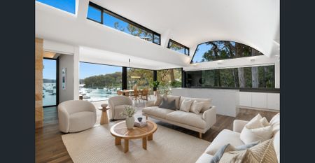 Premier Waterfront Living with World Class Boating Facilities - Photo 3