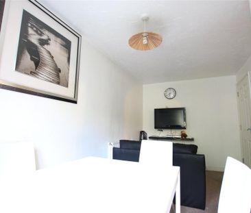 6 bedroom house share to rent - Photo 1