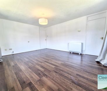 2 bed apartment to rent in Alexandria Walk, Cheltenham, GL52 - Photo 2