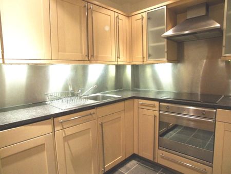 1 bedroom flat to rent - Photo 2