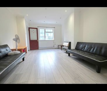 4 Bed Semi-Detached House, Christchurch Avenue, HA0 - Photo 1