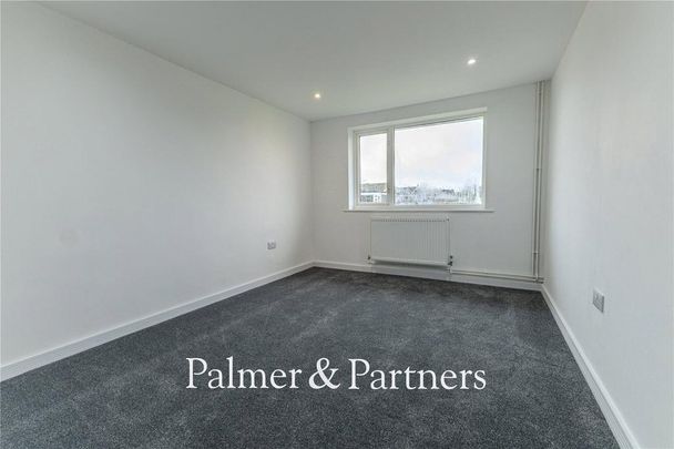 3 bedroom bungalow to rent - Photo 1