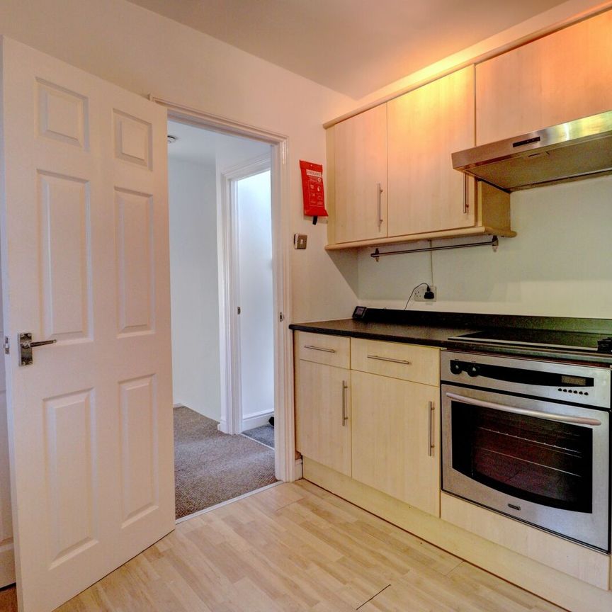 1 bedroom flat to rent - Photo 1
