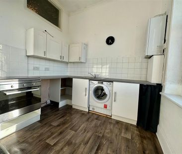 1 bedroom flat to rent - Photo 6