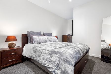 Lifestyle & Location - Photo 2
