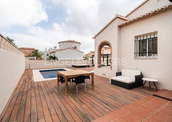 Dénia, Valencian Community 03749