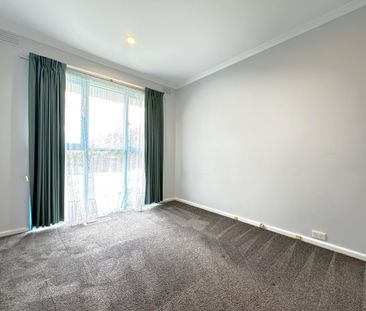 Neat & Tidy - Photo 2