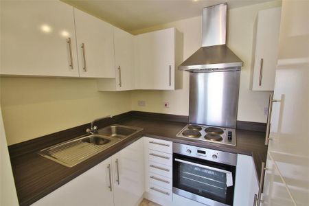 1 bedroom property to rent - Photo 2